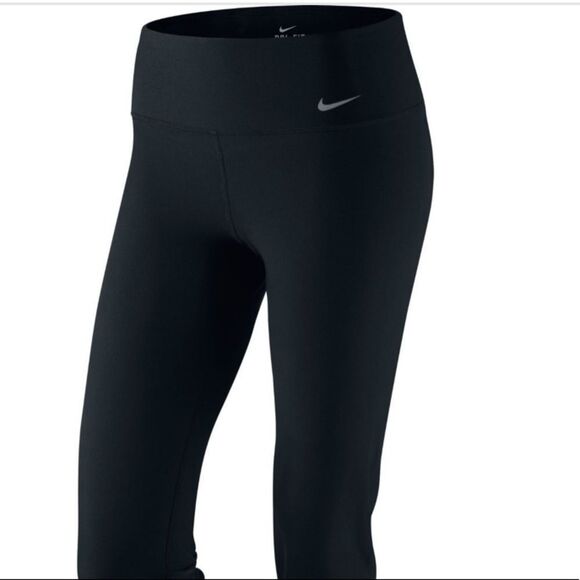 Nike black cropped Dri-Fit leggings xs - Picture 1 of 14